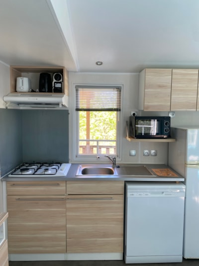 Mobile-home Premium 32 m² (3 bedrooms) Half-covered terrace 15m² + TV + A/C