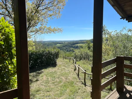 Huuraccommodatie(s) - Comfortchalet 25 M² - 1 Slaapkamer + Overdekt Terras Van 9 M² - Flower Camping Les Terrasses de Dordogne