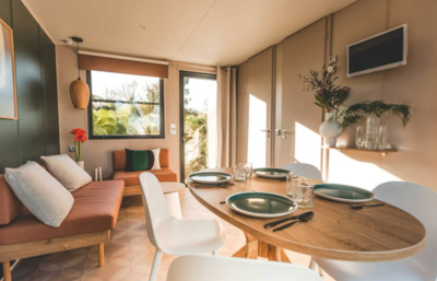 Premium 2 family bedrooms 31.6m² (8.6mx4.2m), + AIR CONDITIONING + DISHWASHER + GAS PLANCHA + TV — 4