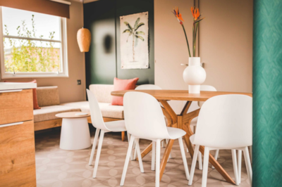 Premium 3 family bedrooms 40m² (10.8mx4.2m), + AIR CONDITIONING + DISHWASHER + GAS PLANCHA + TV — 4