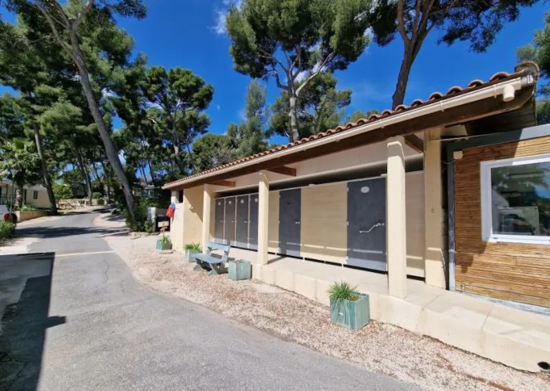 Forfait Nature (1 Tente, Caravane Ou Camping-Car / 1 Voiture / Électricité)  ( Pas D'installation De Plus De 5 Mètres)