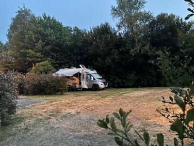 Camping package (site, 2 people, 1 vehicle)