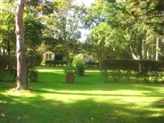 Emplacement Avec Électricité Pour Camping-Car, Caravane Ou Tente