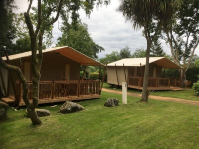 Lodge Tent - 2 bedrooms + Covered terrace