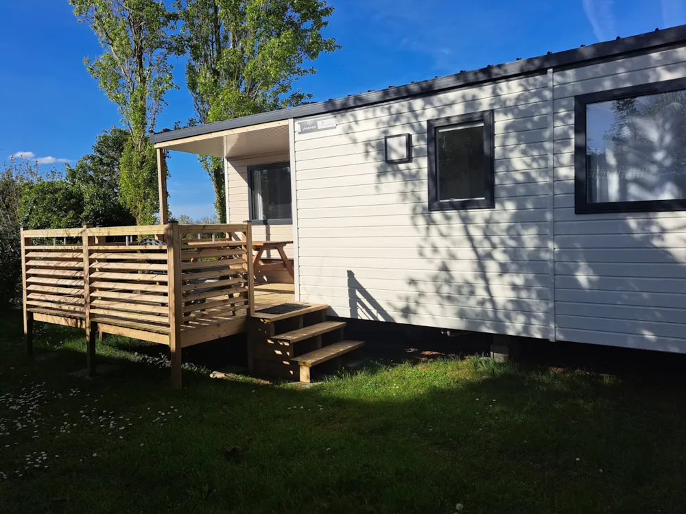 Accommodation - Comfort Mobile-Home Sea View 2 Bedrooms- Terrace - Camping Les Madières
