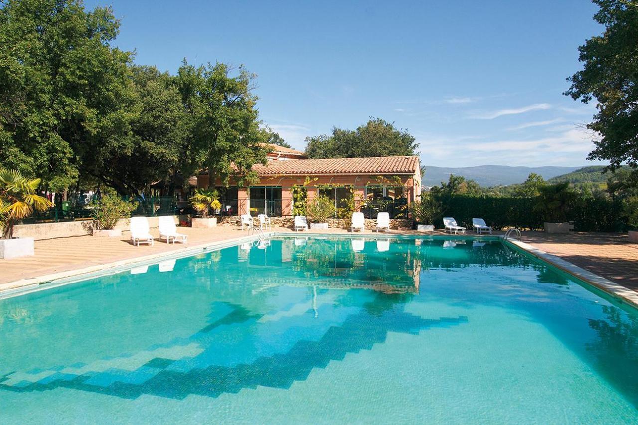 Domaine Des Chênes Blancs - Saint Saturnin Les Apt | Camping Direct