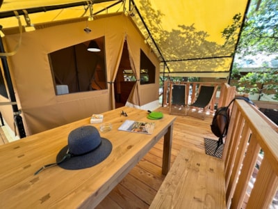 Canvas bungalow
