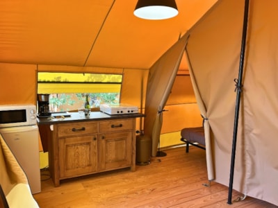 Canvas bungalow