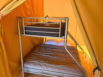 Canvas bungalow