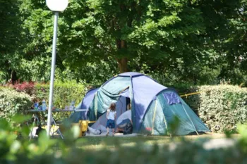 Stellplatz - Stellplatz Without Electricity - Camping le Futuriste