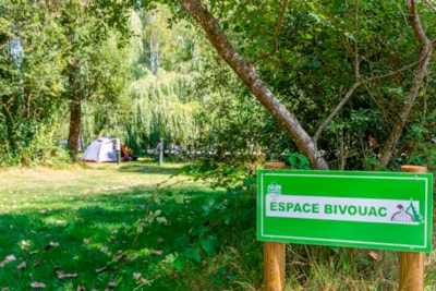 Pitch Trekking Package by foot or by bike with tent .space reserved for hikers by bike, motorbike or on foot