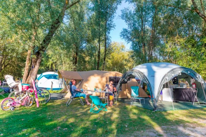 Sites et Paysages Les Saules - image n°1 - Camping Direct