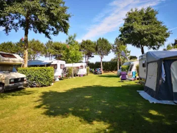 Emplacement - Forfait Randonneur - Camping Baie de Saint Pol