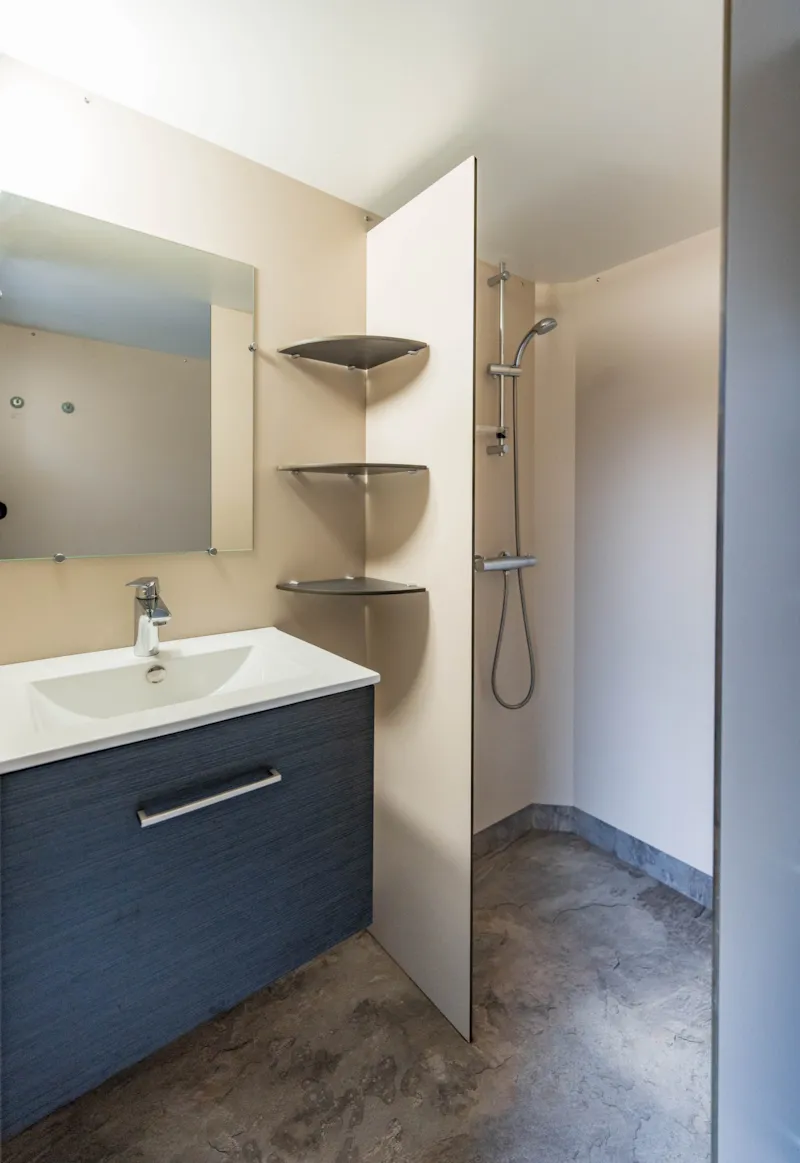 Emplacement Sanitaire Privé + Garden Pack