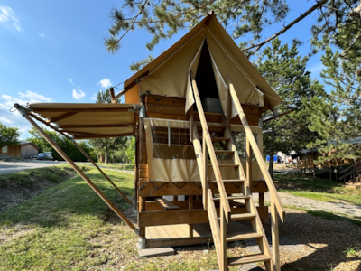 Bivouac tent without bathroom facilities — 4