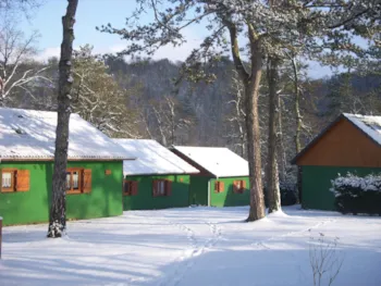 Mietunterkunft - Chalet Tramontagne - 2 Zimmer Mit Terrasse -35M2 - Camping de la Pelouse