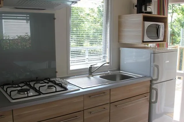 Mobil Home Roaliguen – 4 Pers – 29 M² Avec Terrasse Couverte