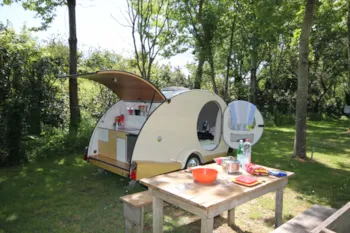 Mietunterkunft - My Drop Mini Caravane - Camping La Ferme de Lann Hoedic