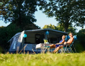 Stellplatz - Stellplatz / Acsi-Karteninhaber / 2 Personen + Strom Inklusive - Camping La Ferme de Lann Hoedic