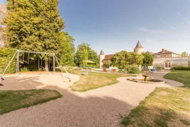 Le Petit Trianon - image n°2 - Camping Direct