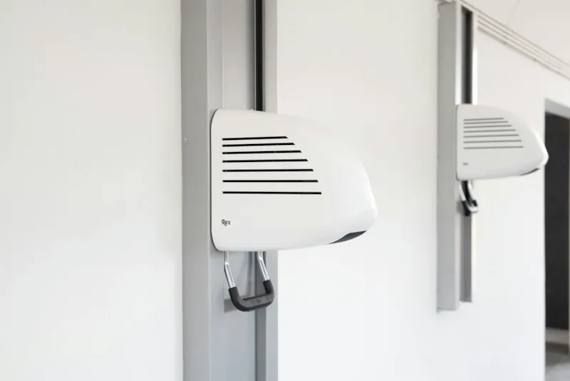 Emplacement Signature Avec Terrasse Équipée / D