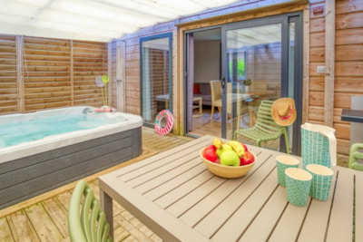Prestige Cottage with private jacuzzi - 90 m² -2 bedrooms — 2