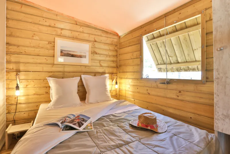 Cabane Sur Pilotis - 19M² - 5 Personnes