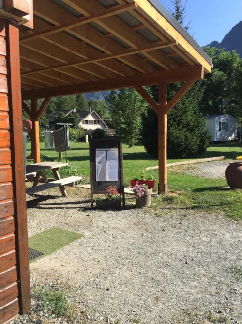 Emplacement - Camping Principal : Emplacement + Tente/Caravane Ou Camping-Car - image n°2 - Camping la Ferme Noémie