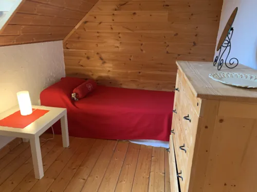 Huuraccommodatie(s) - Appartement Barn : 2 Slaapkamers + Terras - image n°5 - Camping la Ferme Noémie