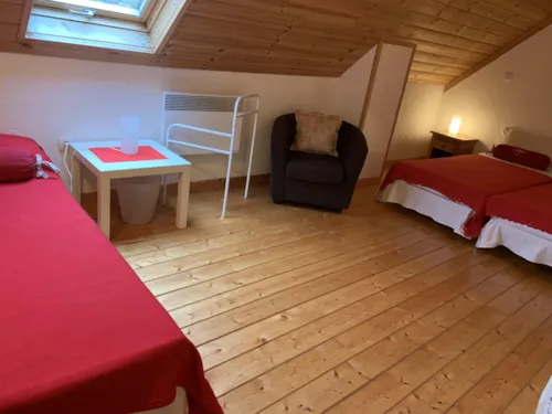 Huuraccommodatie(s) - Appartement Barn : 2 Slaapkamers + Terras - image n°7 - Camping la Ferme Noémie
