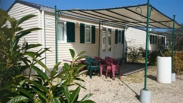 Mobil-Home Chesnaie 27M² / 2 Chambres - Terrasse Couverte 4 Pers.