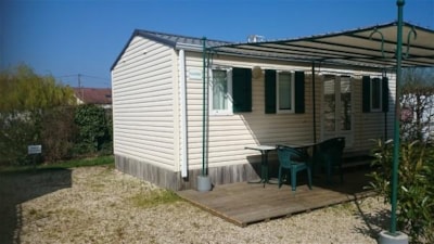 Mobile home VALAUDRAN  27m² / 2 bedrooms - sheltered terrace