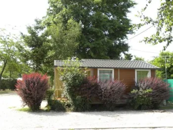 Huuraccommodatie(s) - Chalet Bellevue 29 M² - 2 Slaapkamers / Overdekt Terras 7 M² - Camping de Sologne Salbris