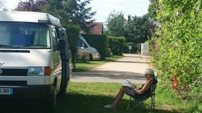 Pitch : car + tent/caravan or camping-car + electricity 10A