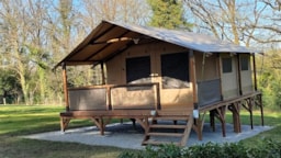 Alojamiento - Lodge Kenya 34 - 5 Personnes - 2 Chambres - 34 M²  - Sans Sanitaire - Nouveauté 2023 - - Camping Le Clos du Blavet