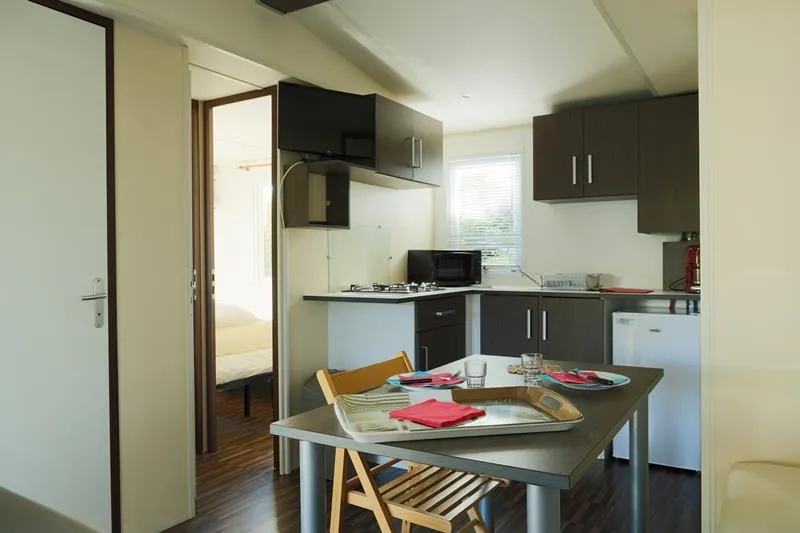 Plage - 18.6M² (1 Chambre)  (+ De 10 Ans ) + Tv + Terrasse