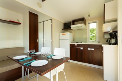 COTTAGE 27.5m² (2 bedrooms) + TV + integrated terrace — 3