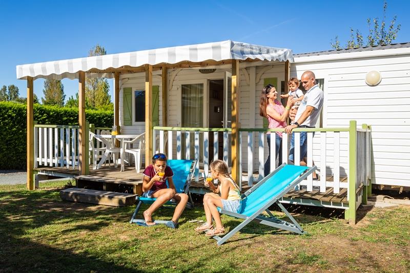 Mobil Home Azur 27.5M² (2 Chambers) (+ De 8 Ans) + Terrasse + Tv Mobil Home Azur 27.5M² (2 Chambers) (+ De 8 Ans) + Terrasse + Tv