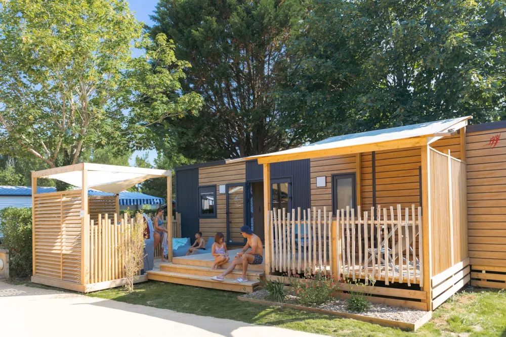 Mietunterkunft - Mobilheim 3 Zimmer (33M²) Mit Spa - Camping Bois Soleil