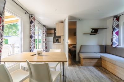 GRAND LARGE PLUS - 34.5m² (3 bedrooms) + TV + Terrace + dishwasher + air conditioning — 2