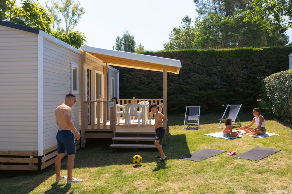 Mietunterkunft - Mobil-Home Evasion Plus 28.5M² (2 Chambres) (- De 8 Ans) + Tv + Terrasse + Clim + Lave-Vaisselle - Camping Bois Soleil