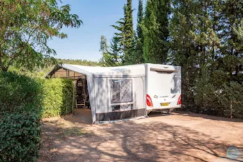 Stellplatz - Stellplatz 'Royal Maxi' (Wohnwagen/Wohnmobil, Achtung: Keines Zelt) - Esterel Caravaning