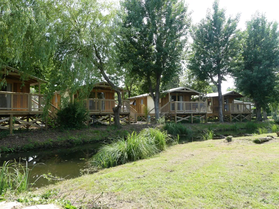 Flower Camping Le Nauzan Plage