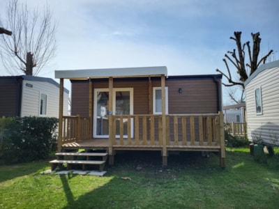 Mobile-home Confort 22m² - 2 bedrooms - Half-covered terrace +TV