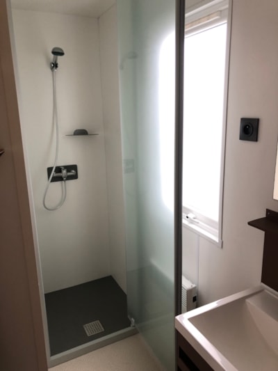 Mobile-home Confort 27m² - 2 bedrooms + Half-covered terrace + TV
