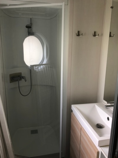 Mobile-home Confort 29m² - 3 bedrooms + covered terrace + TV