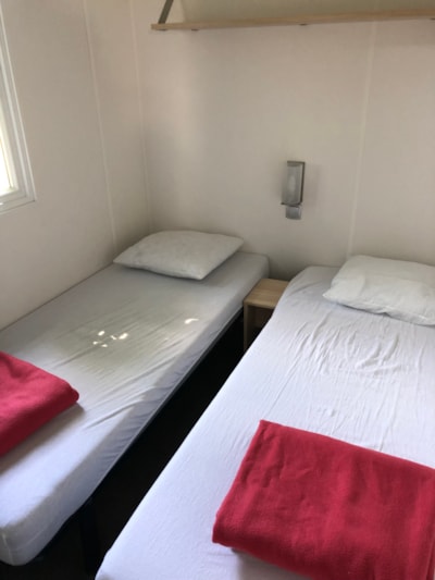 Mobile-home Confort 29m² - 3 bedrooms + covered terrace + TV