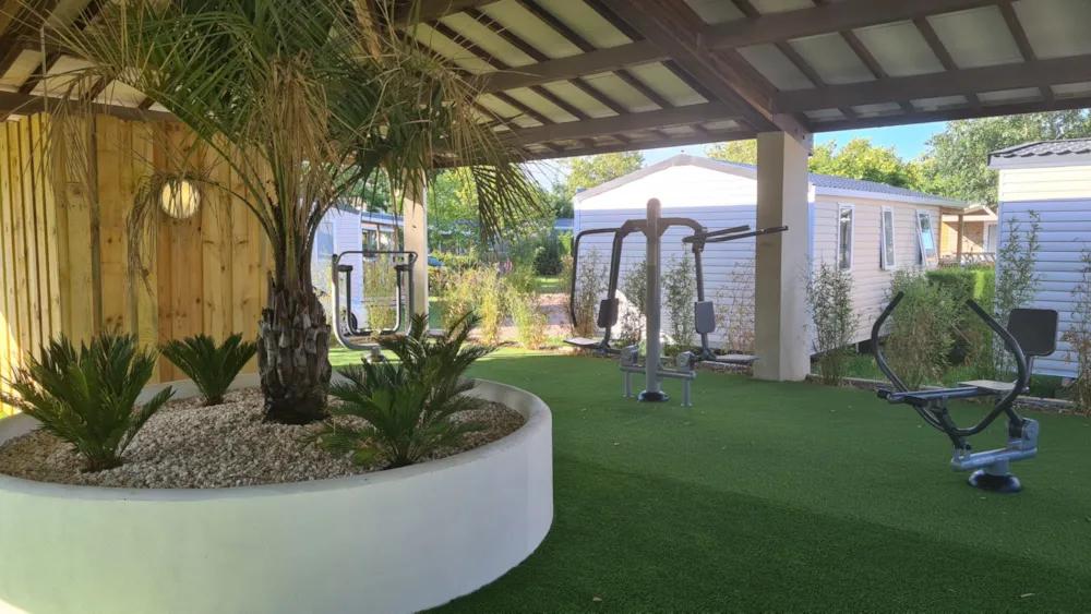 Flower Camping Le Nauzan Plage