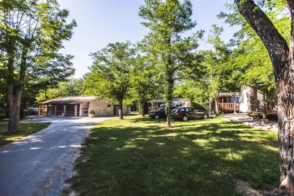 Camping LA CHAPOULIÈRE