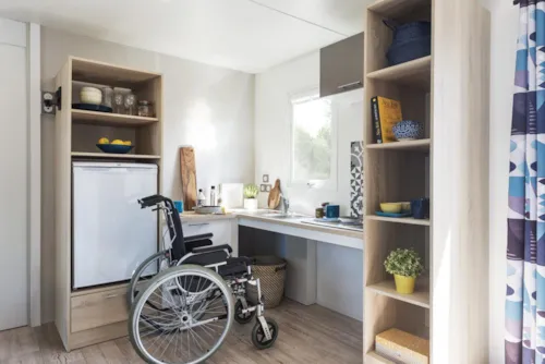 Huuraccommodatie(s) - Stacaravan Voor Mensen Met Beperkte Mobiliteit- Les Faïsses - image n°4 - Camping LA CHAPOULIÈRE